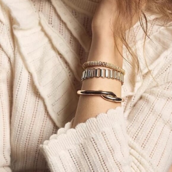 Anthropologie 14K Gold Plated Serefina Ribbon Link Bracelet - Picture 2 of 7